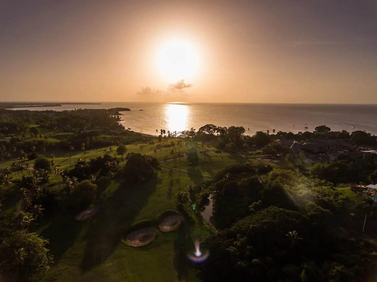 Mount Irvine Bay Resort Black Rock